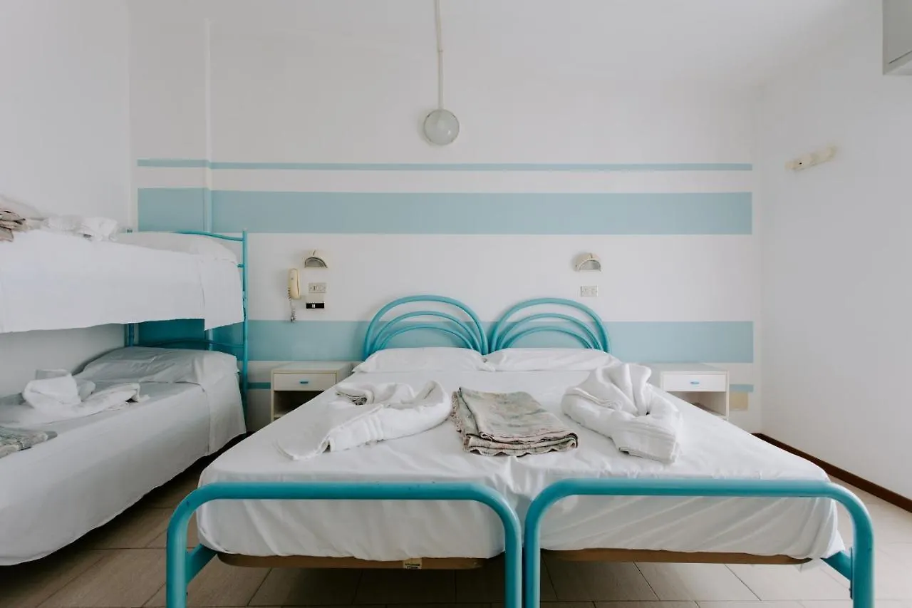 Hotel Edward بيلاريا-إيجيا مارينا